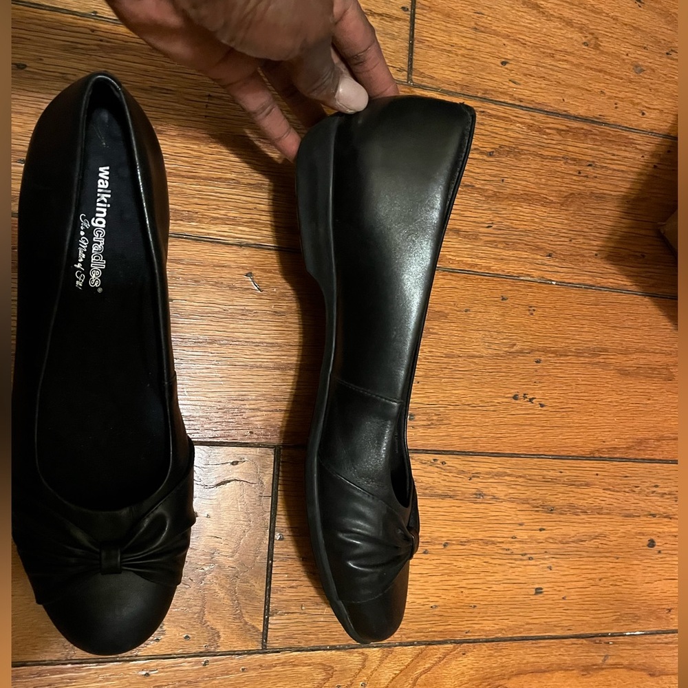 Like new :::: Size 13 ::: Walking Cradles Baker  ballet flats